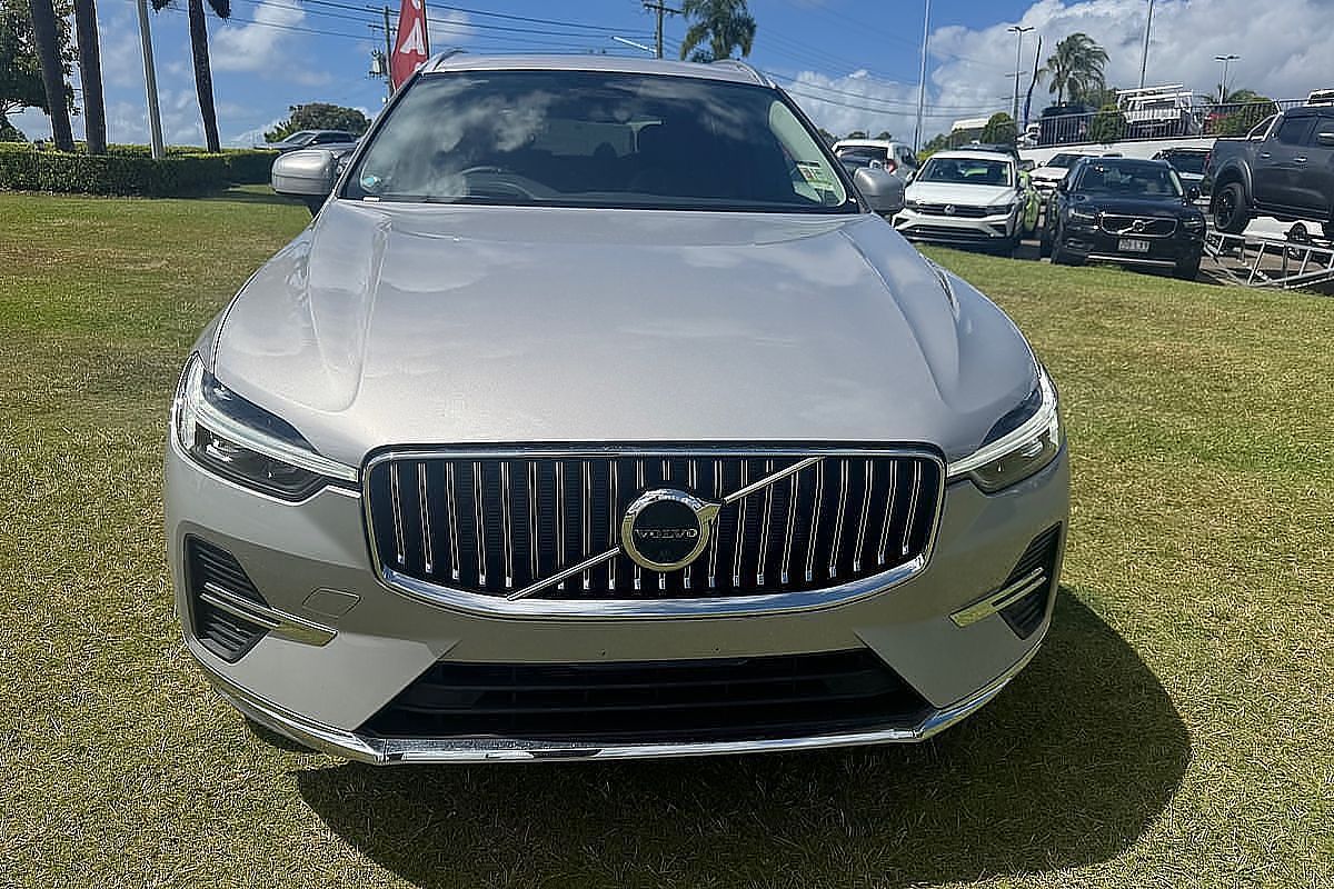 2023 Volvo XC60 Ultimate B5 Bright