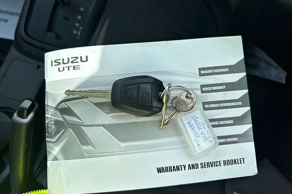 2018 Isuzu D-MAX SX High Ride Rear Wheel Drive