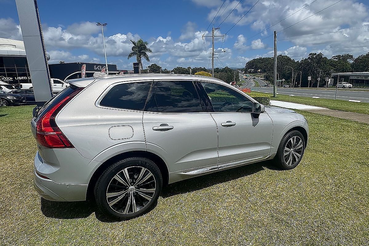 2023 Volvo XC60 Ultimate B5 Bright