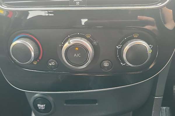 2018 Renault Clio Zen IV B98 Phase 2