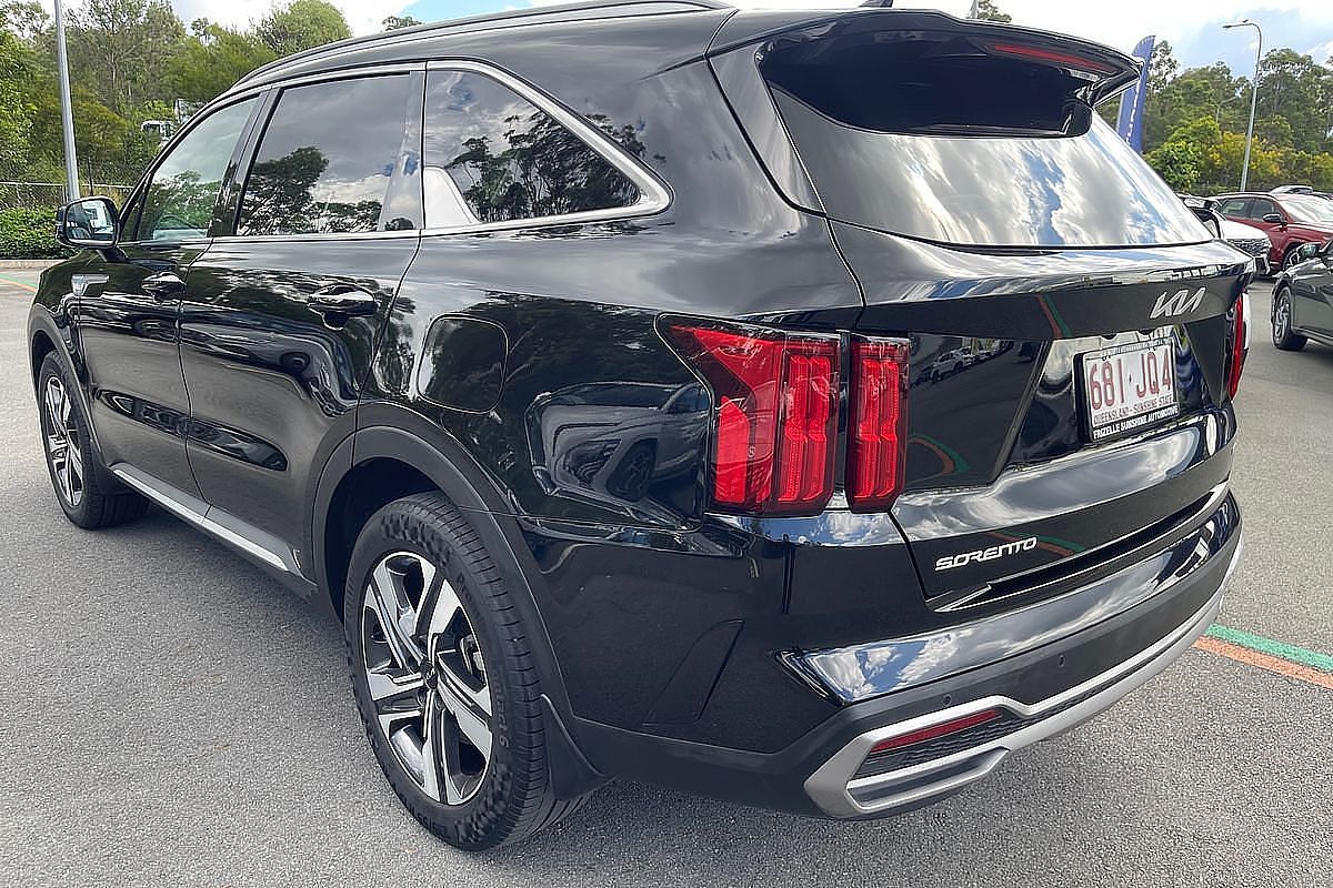 2023 Kia Sorento Sport+ MQ4