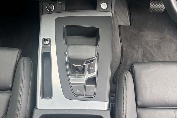 2020 Audi Q5 45 TFSI Sport FY