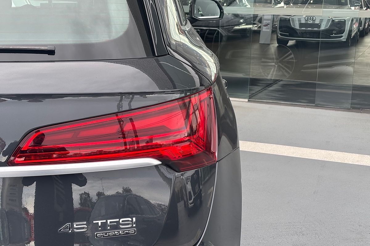 2020 Audi Q5 45 TFSI Sport FY