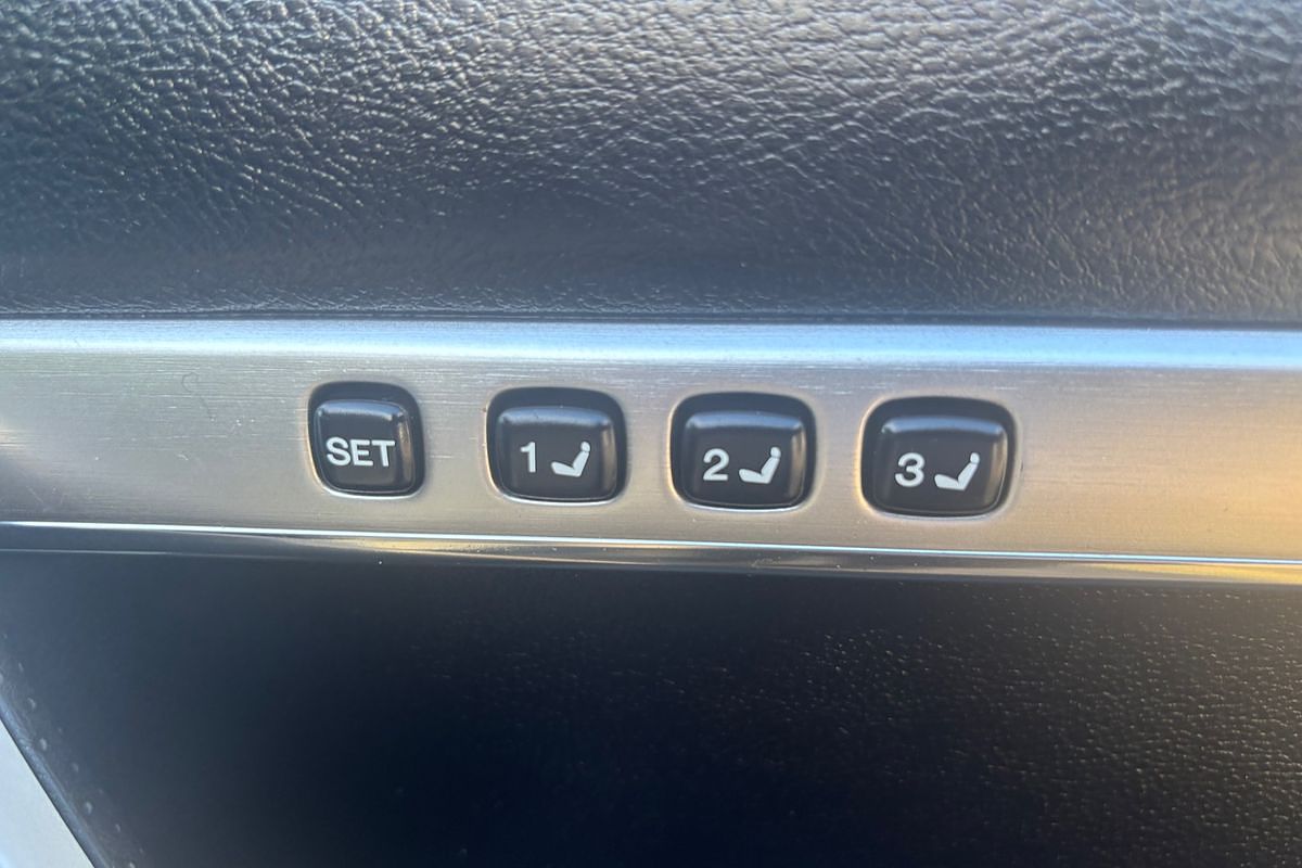 2019 Toyota Landcruiser Sahara VDJ200R