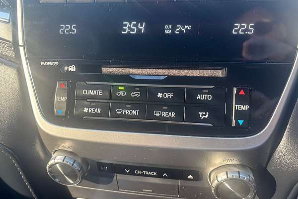 2019 Toyota Landcruiser Sahara VDJ200R