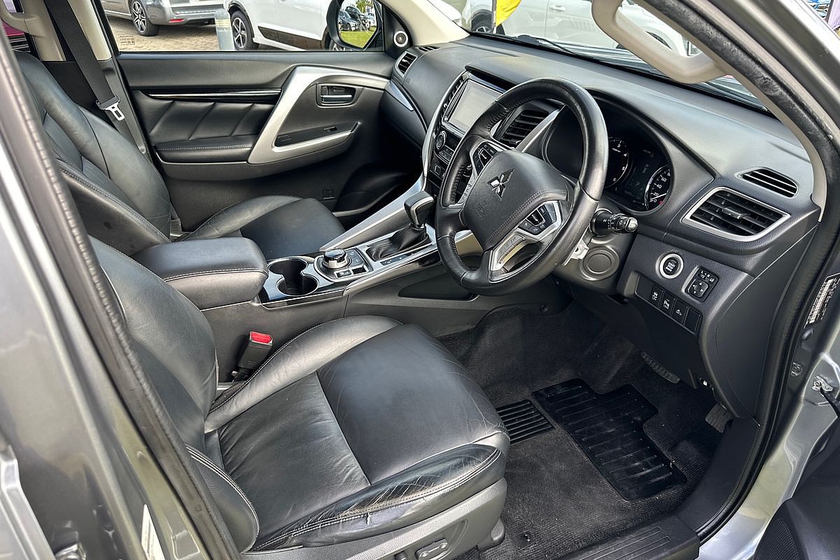 2016 Mitsubishi Pajero Sport Exceed QE