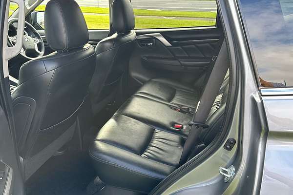 2016 Mitsubishi Pajero Sport Exceed QE