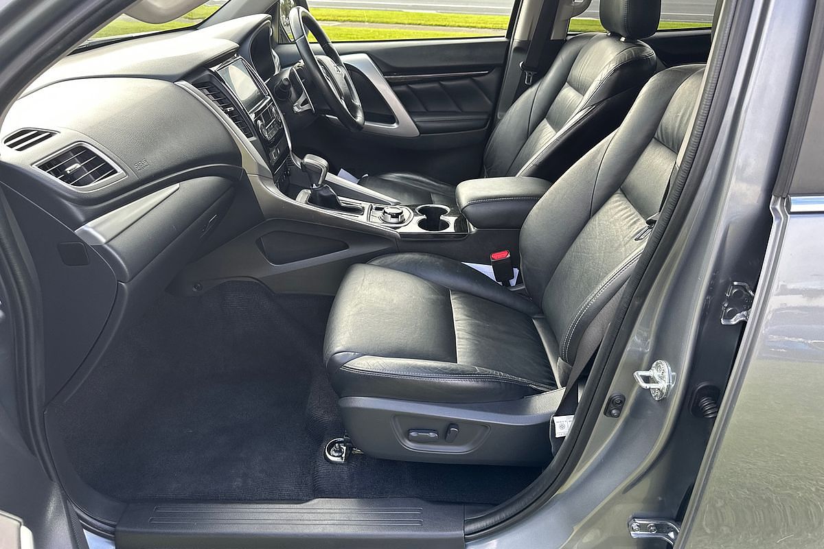 2016 Mitsubishi Pajero Sport Exceed QE