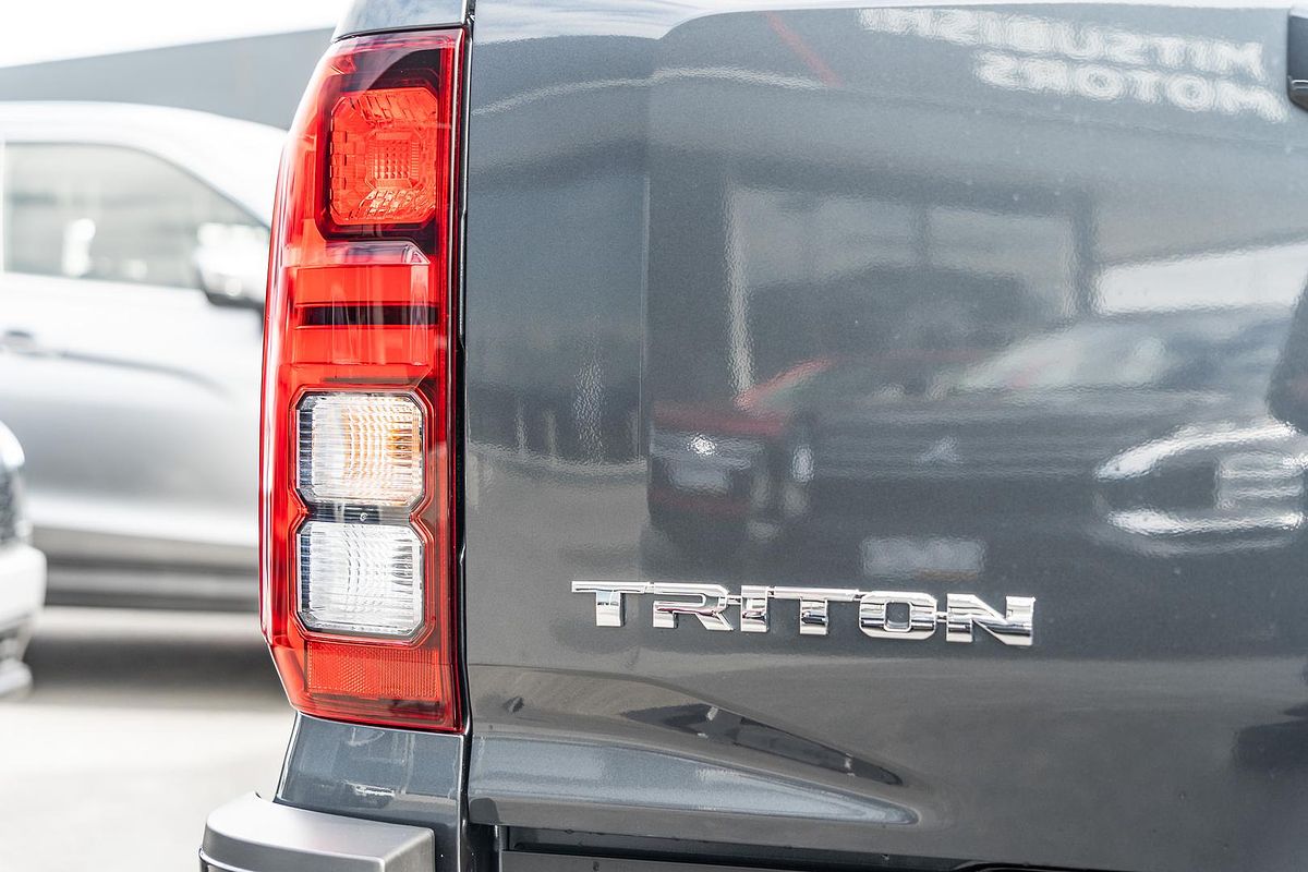 2025 Mitsubishi Triton GSR MV 4X4