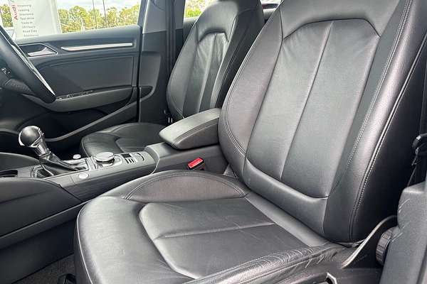 2019 Audi A3 35 TFSI S line plus 8V