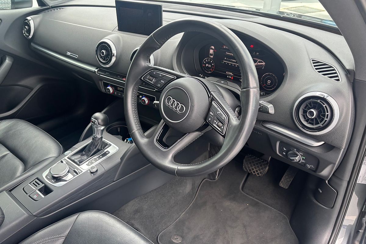 2019 Audi A3 35 TFSI S line plus 8V