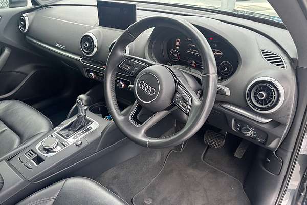 2019 Audi A3 35 TFSI S line plus 8V