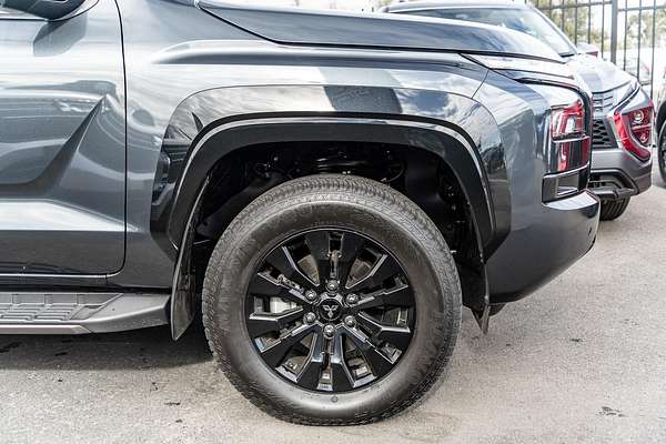 2025 Mitsubishi Triton GSR MV 4X4