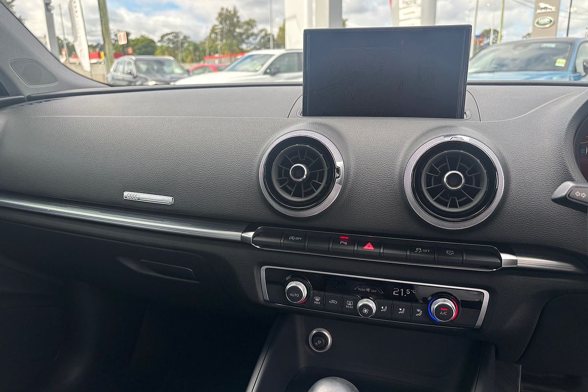 2019 Audi A3 35 TFSI S line plus 8V