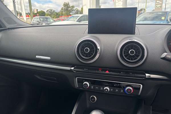 2019 Audi A3 35 TFSI S line plus 8V