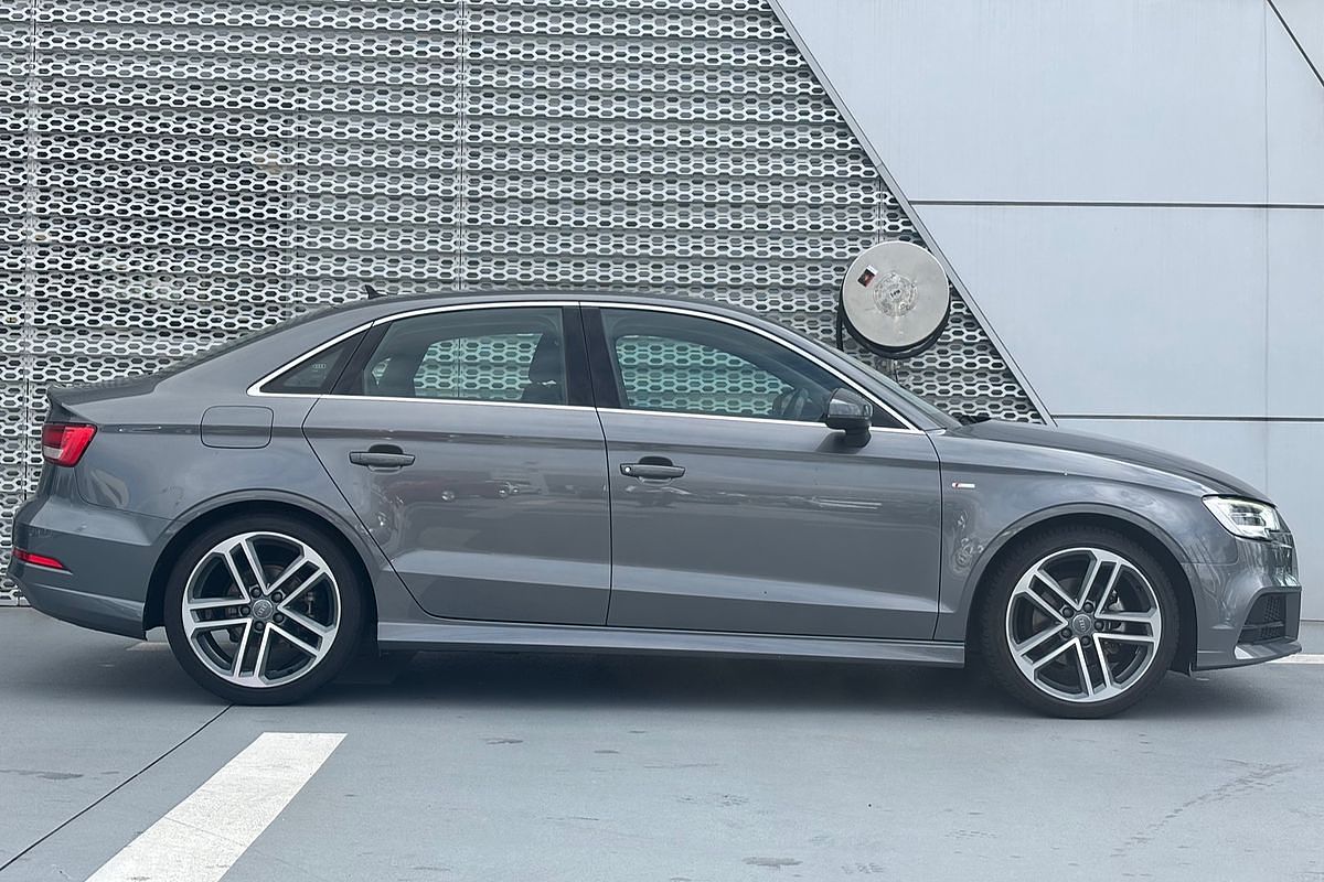 2019 Audi A3 35 TFSI S line plus 8V