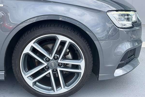 2019 Audi A3 35 TFSI S line plus 8V
