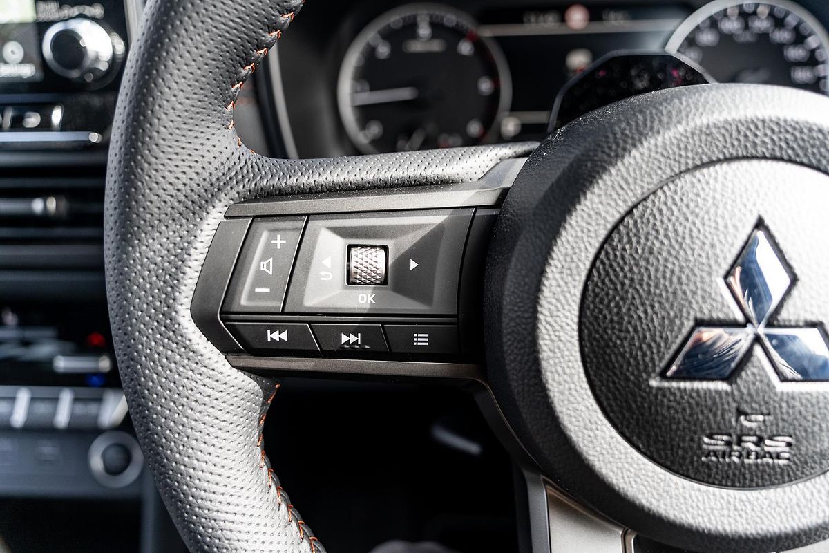 2025 Mitsubishi Triton GSR MV 4X4