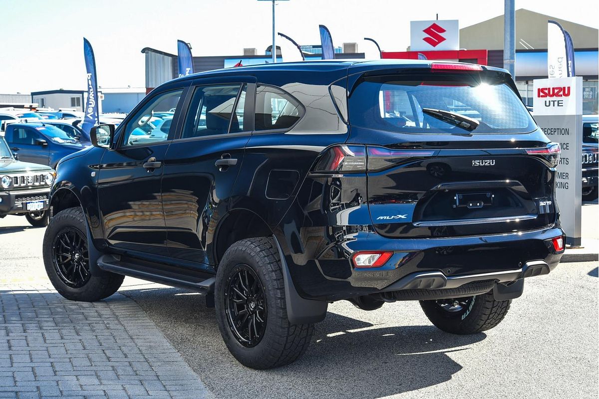 2025 Isuzu MU-X