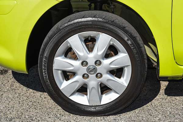 2013 Nissan Micra ST-L K13