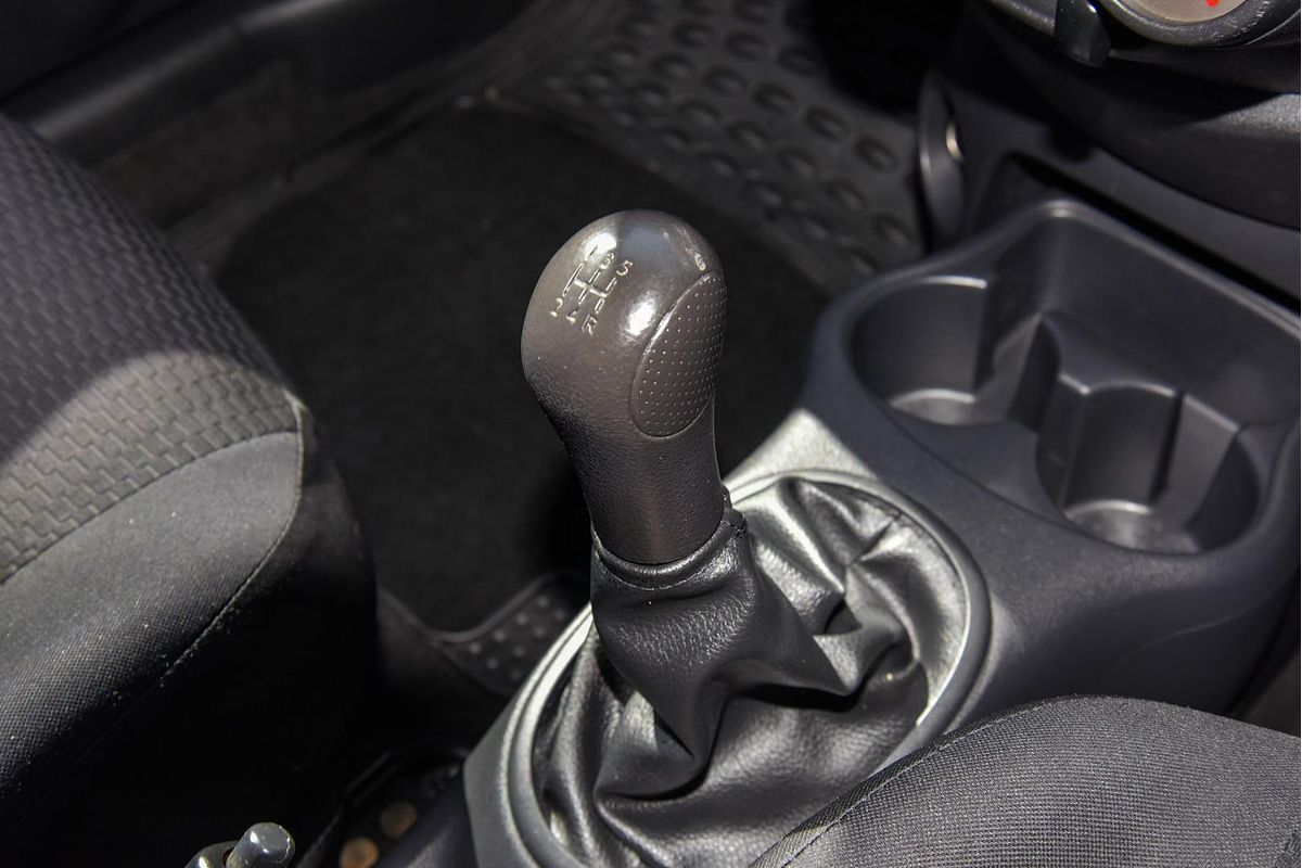 2013 Nissan Micra ST-L K13