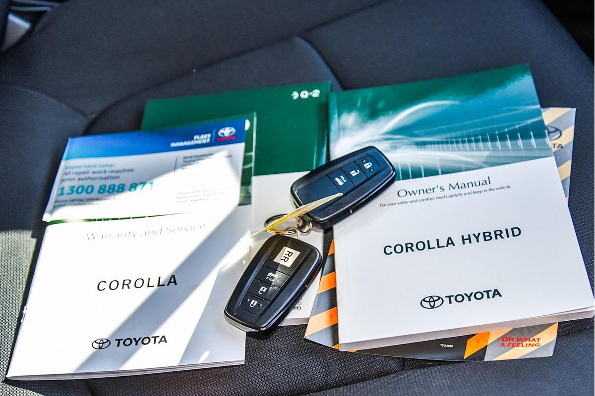 2022 Toyota Corolla Ascent Sport Hybrid ZWE211R