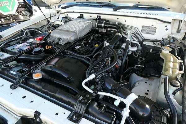 2016 Nissan Patrol DX Series 5 4X4