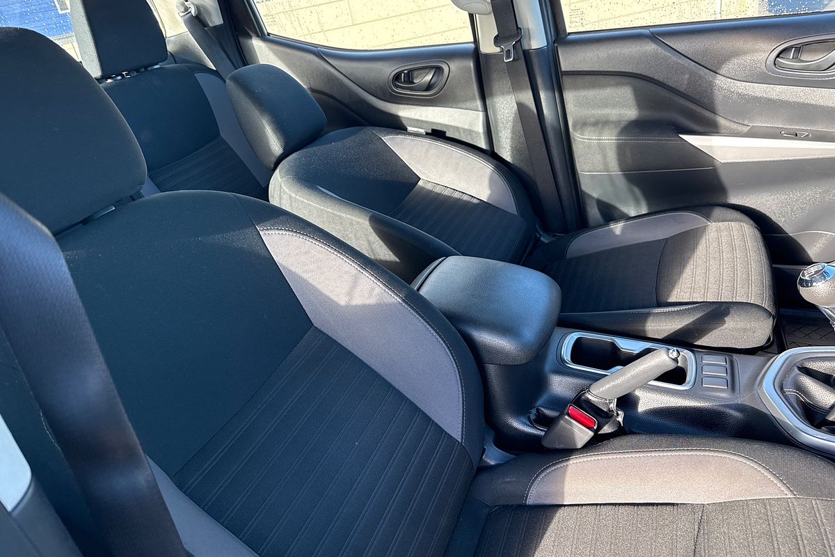 2022 Nissan Navara SL D23 4X4