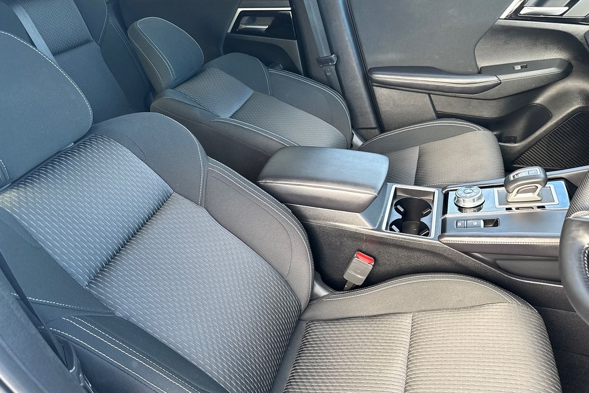 2023 Mitsubishi Outlander LS ZM