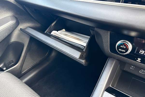 2023 Mitsubishi Outlander LS ZM