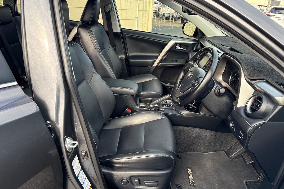 2016 Toyota RAV4 Cruiser ASA44R