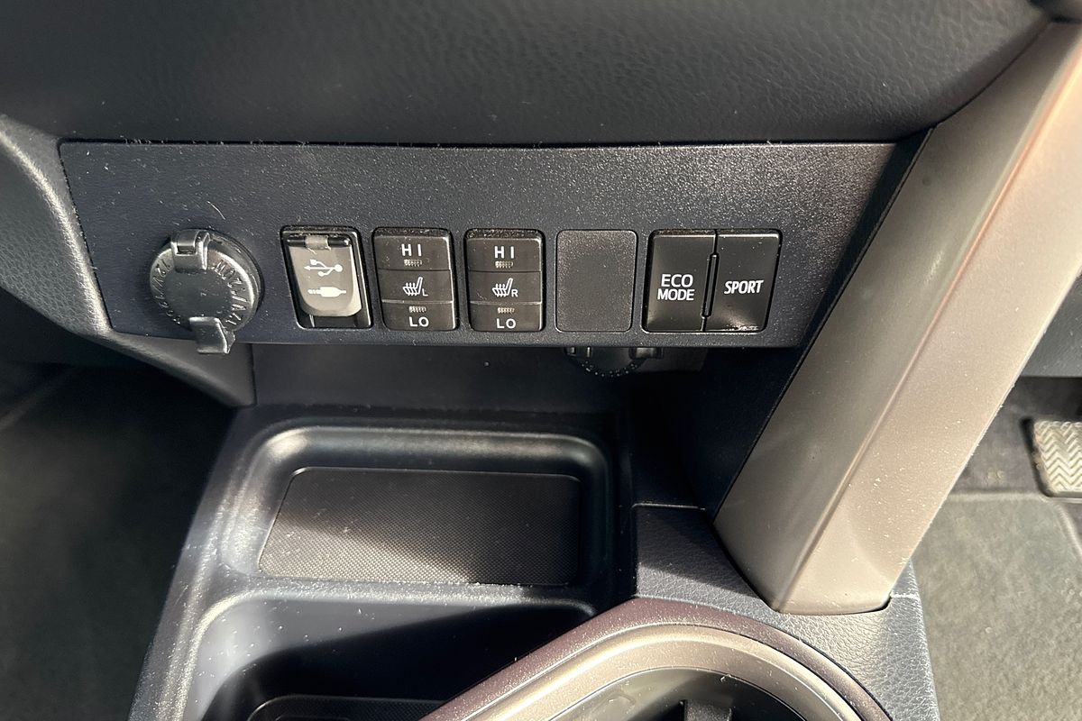 2016 Toyota RAV4 Cruiser ASA44R
