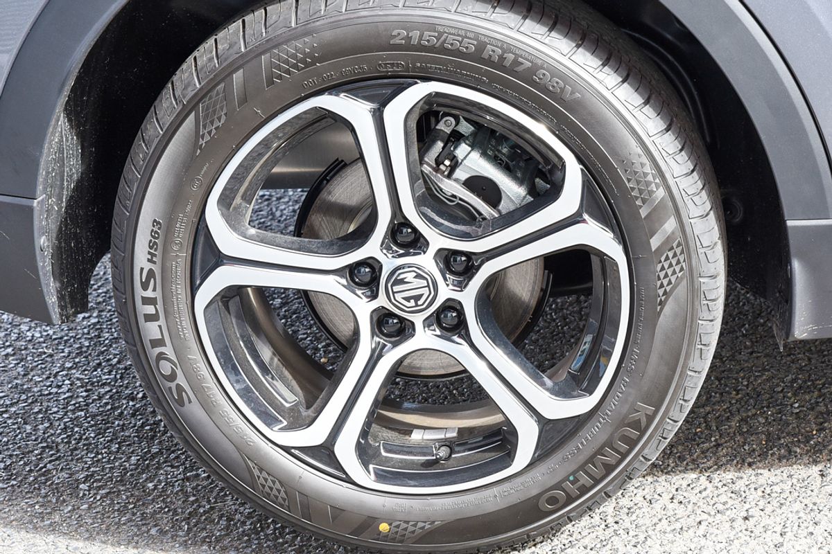 2025 MG ZS Essence ZS32