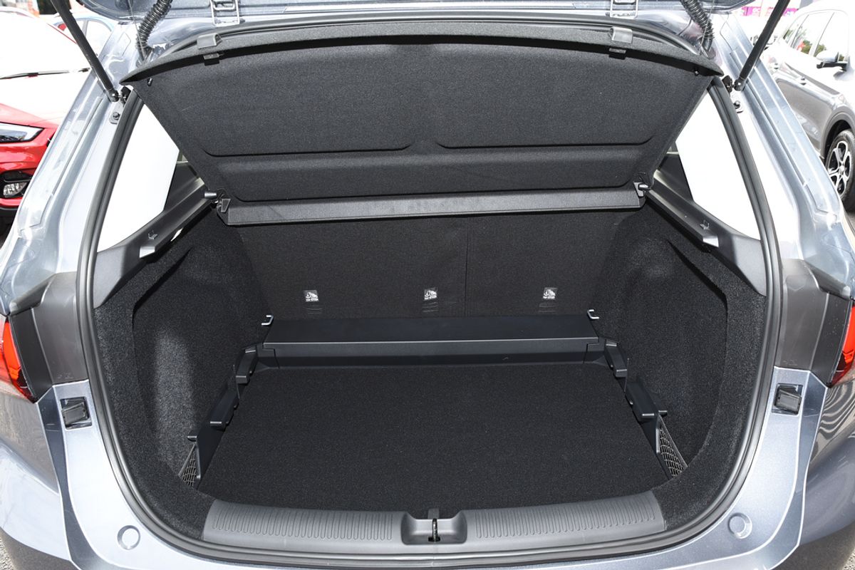 2025 MG ZS Essence ZS32