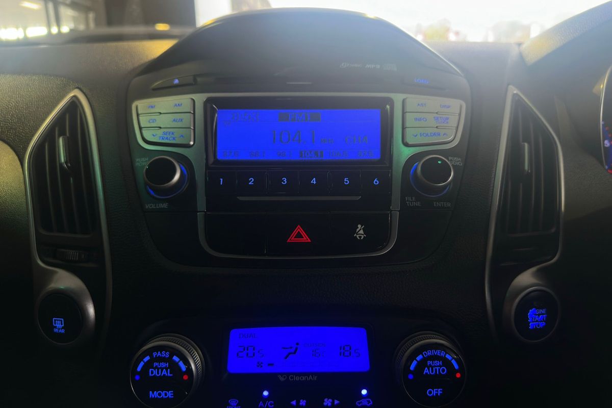 2010 Hyundai ix35 Highlander LM