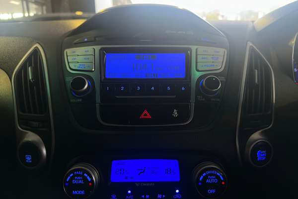 2010 Hyundai ix35 Highlander LM