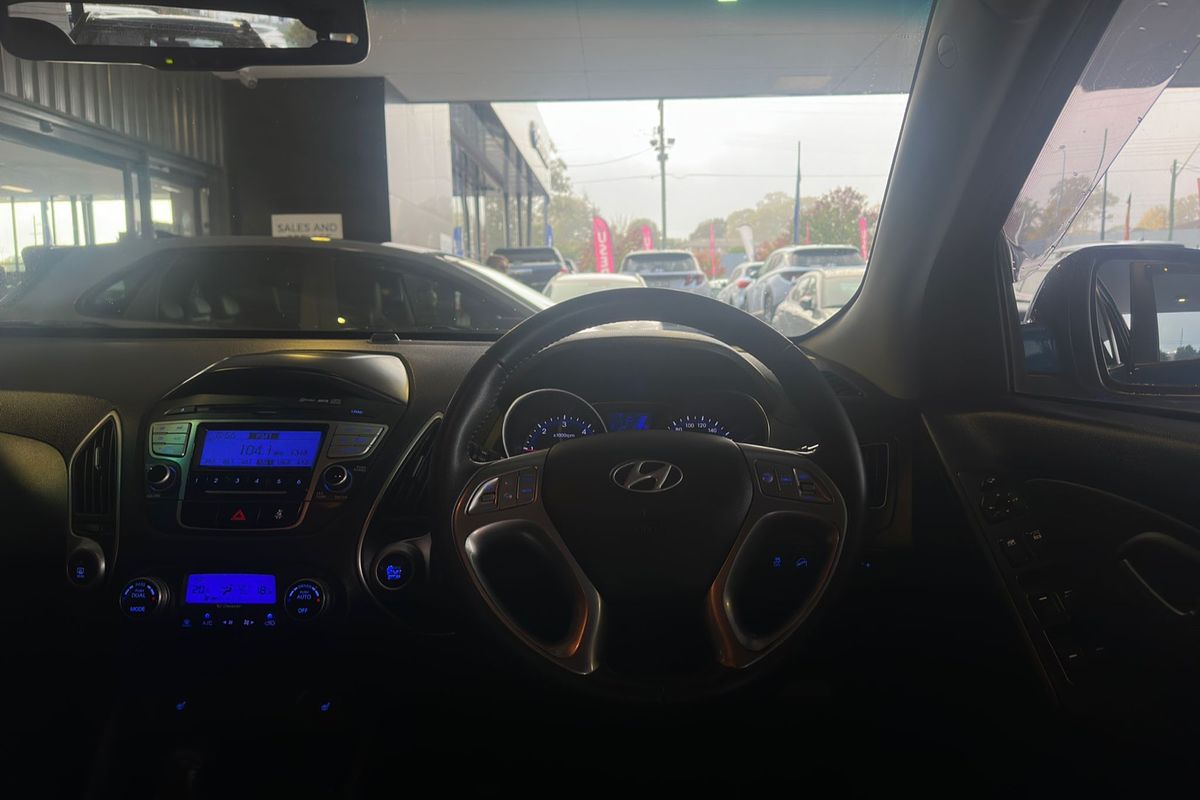 2010 Hyundai ix35 Highlander LM