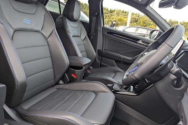 2025 Volkswagen T-Roc R Wolfsburg Edition D11