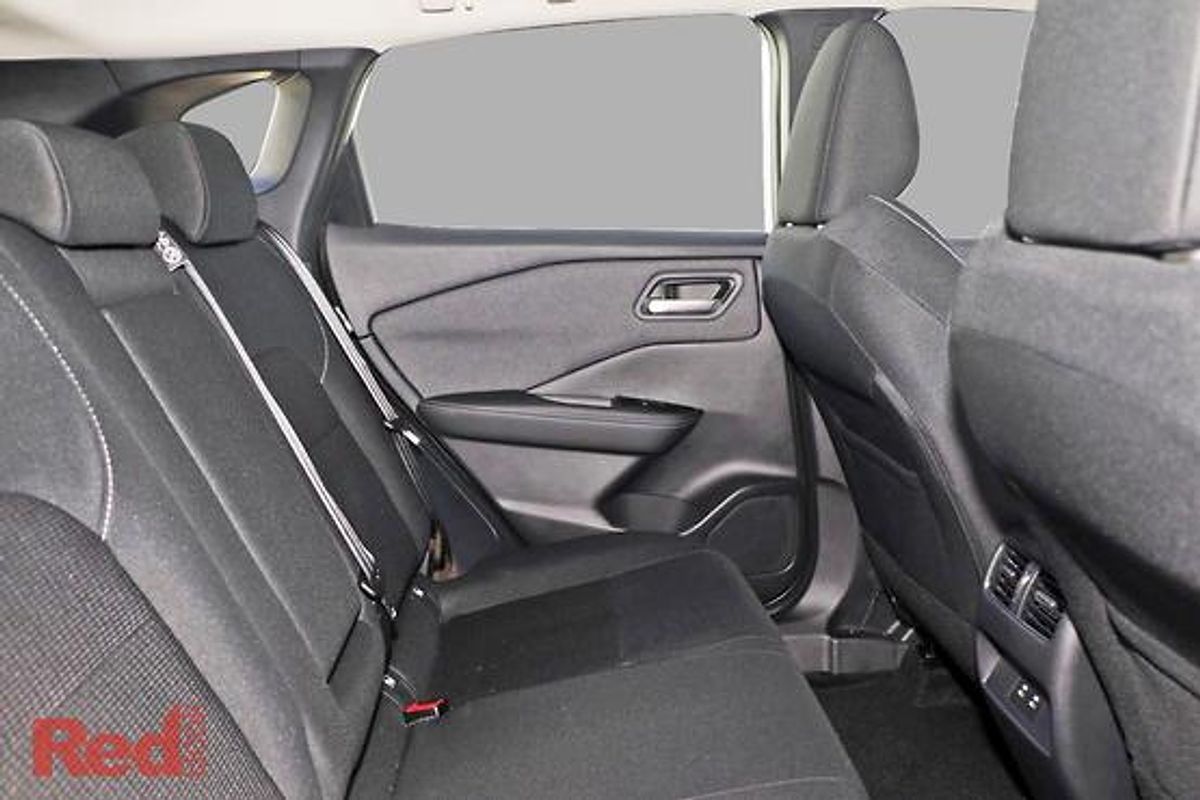 2024 Nissan QASHQAI ST-L J12