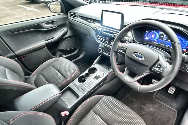 2021 Ford Escape ST-Line ZH