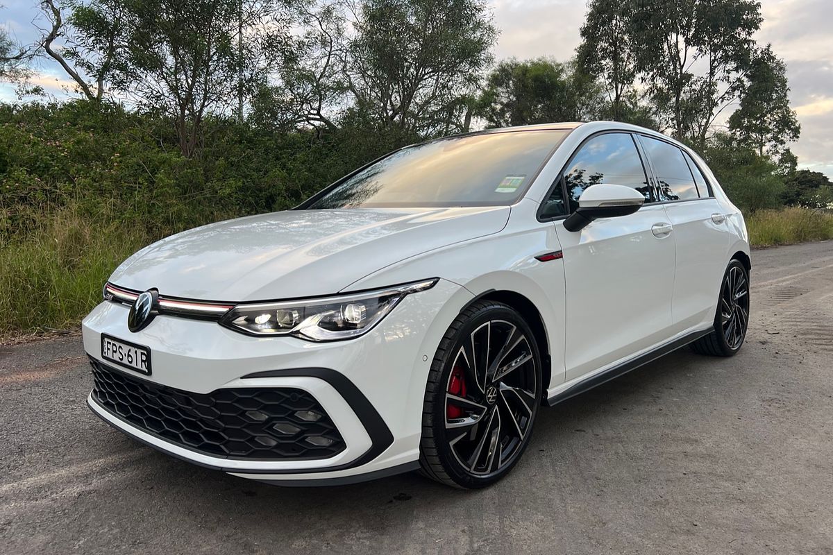 2024 Volkswagen Golf GTI 8