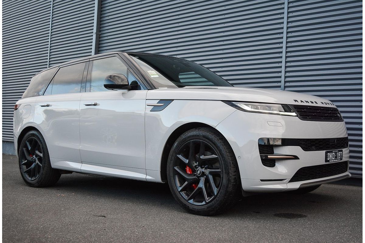 2025 Land Rover Range Rover Sport D250 Dynamic SE L461