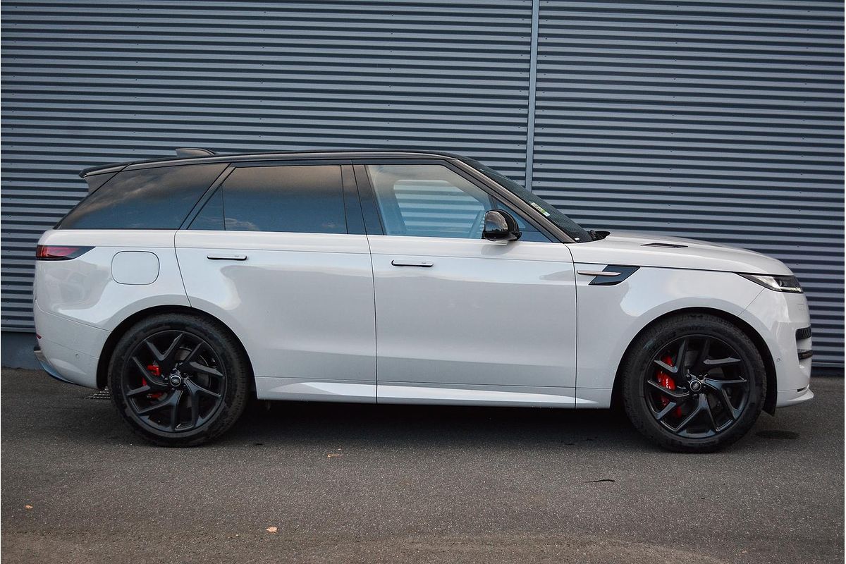 2025 Land Rover Range Rover Sport D250 Dynamic SE L461