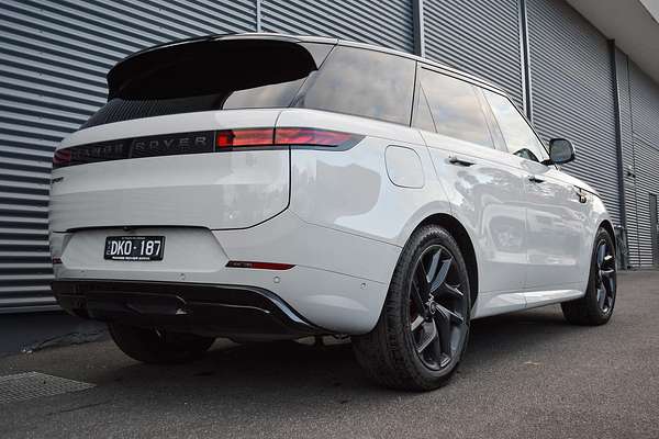 2025 Land Rover Range Rover Sport D250 Dynamic SE L461