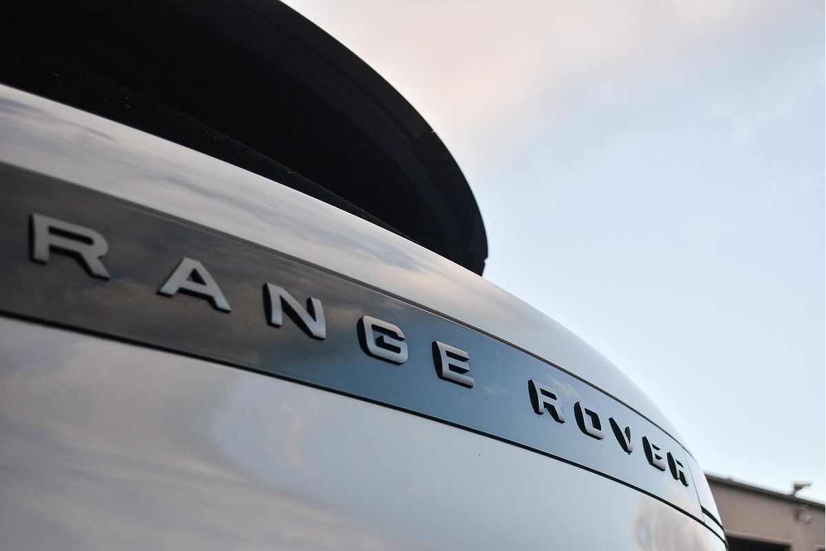 2025 Land Rover Range Rover Sport D250 Dynamic SE L461
