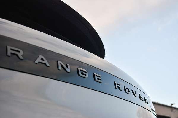 2025 Land Rover Range Rover Sport D250 Dynamic SE L461