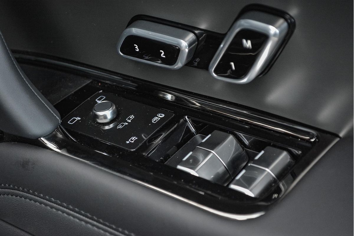 2025 Land Rover Range Rover Sport D250 Dynamic SE L461