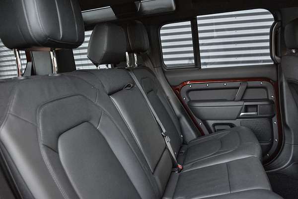 2024 Land Rover Defender 110 D350 Sedona Edition L663
