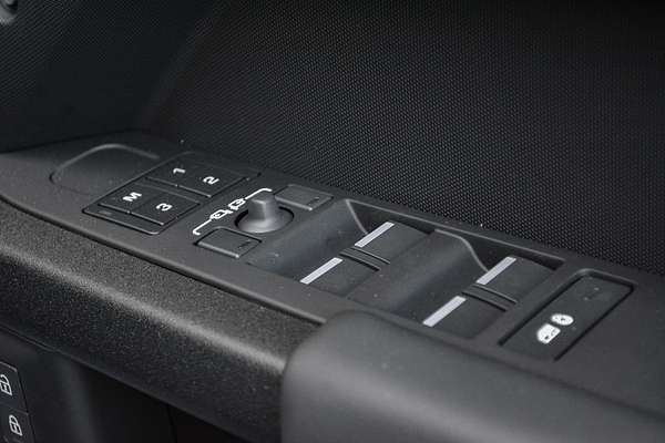 2024 Land Rover Defender 110 D350 Sedona Edition L663