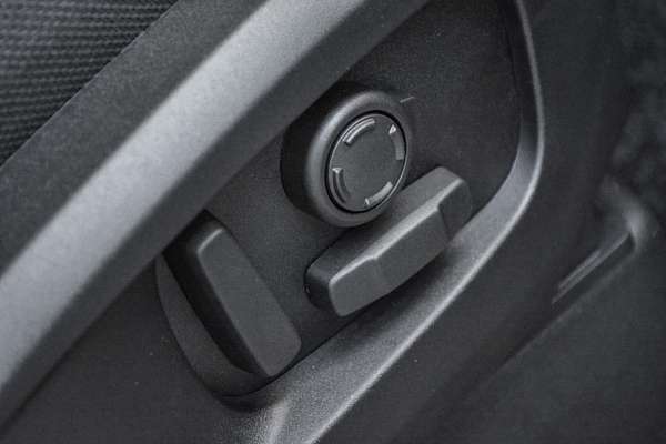 2024 Land Rover Defender 110 D350 Sedona Edition L663